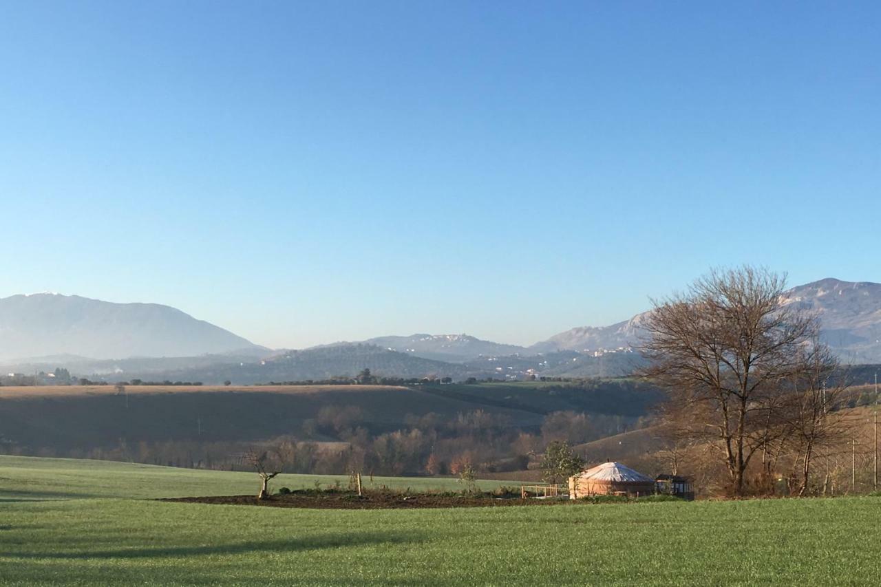 Hotel Glamping Abruzzo - The Yurt Catignano Exterior foto